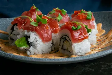 Kaya Sushi & Wok