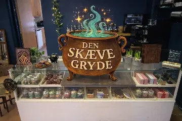 Den Skæve Gryde