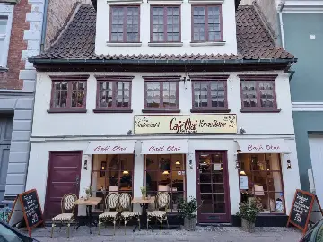 Cafe Olai