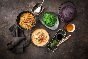 Satag Zap Den-Thai
