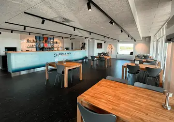 P1 Bistro